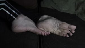 HFW - Goddess MirandaБ S Wrinkled Soles Finale HFW - Goddess MirandaБ S Wrinkled Soles Finale – barefoot clip preview